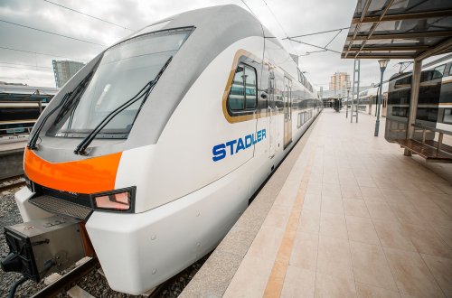 Стоимость проезда в бизнес-классе поезда Баку-Гянджа снижена на 50%
