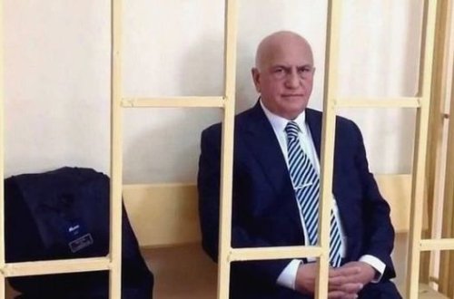 Prezident Əli İnsanovu əfv etdi