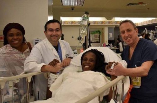 Texaslı qadın 9 dəqiqəyə 6 uşaq dünyaya gətirdi