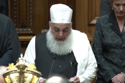 Yeni Zelandiya parlamentində Qurani-Kərim oxundu