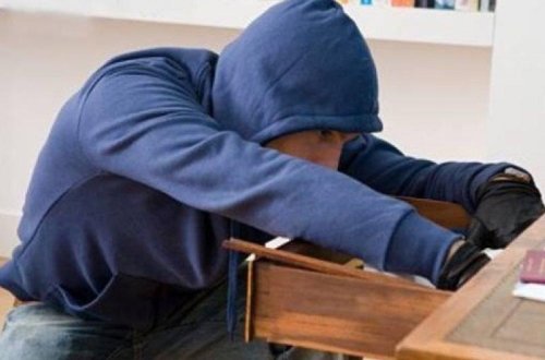 Gəncədə yarım il əvvəl edilən oğurluğun üstü açıldı