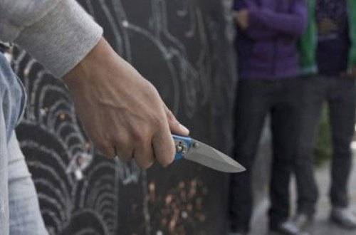 Qazaxda bir gecədə üç nəfər bıçaqlandı