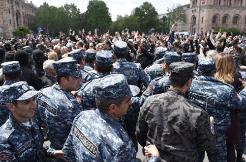 Взбунтовавшихся армянских солдат наказали переводом в оккупированный Карабах