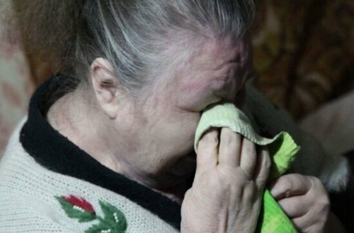 Keçmiş məhkum 62 yaşlı qadını döyüb, zorladı