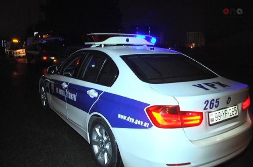 Bakıda polis qəza törətdi - VİDEO