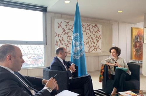 Əbülfəs Qarayev YUNESKO-nun baş direktoru ilə görüşdü