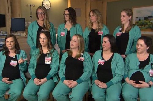 9 tibb bacısı eyni anda hamilədir - FOTO