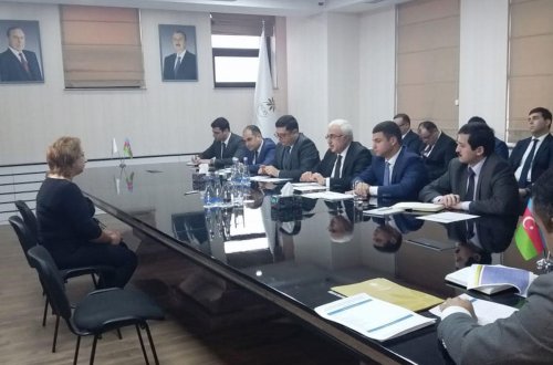 Стали известны способы выплаты финпомощи пострадавшим во время пожара в торговом центре в Баку предпринимателям