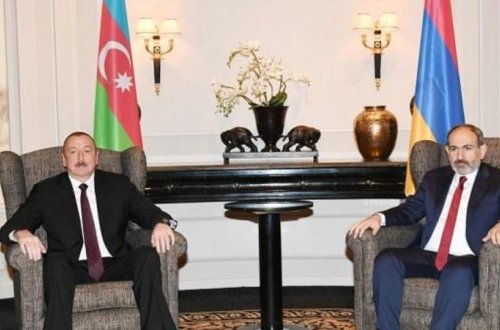 Paşinyan Əliyevlə görüşdən danışdı