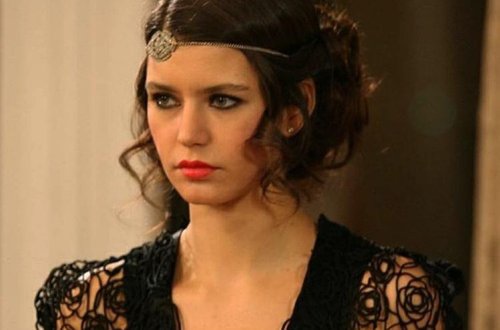 Beren Saat yenidən xəstəxanalıq oldu
