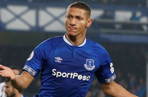 Məşhur futbolçunun acı həyatı: 