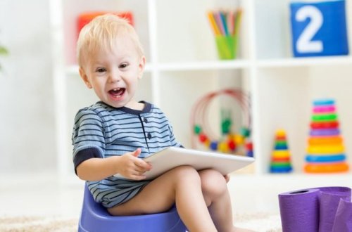 Analar, DİQQƏT! Uşaqlarınızı tualetə belə öyrədin - QAYDALAR