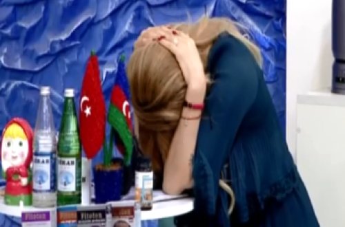 Qızı axtarılan məşhur xalq artisti GÖRÜN KİM ÇIXDI - 40 gün bir evdə yaşadıq - FOTO