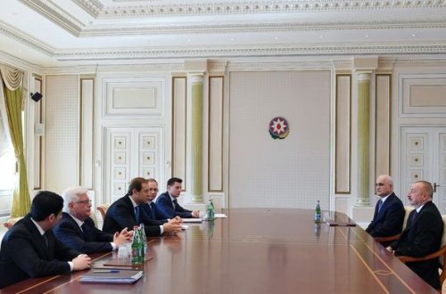 İlham Əliyev rusiyalı naziri qəbul edib - FOTO