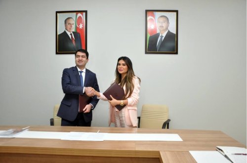 YAP Gənclər Birliyi ilə “Loqos” arasında memorandum imzalanıb