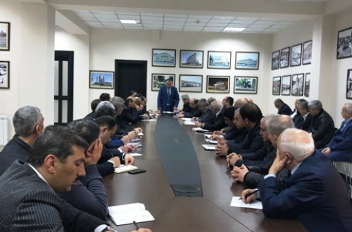 Nəsimi rayon İcra Hakimiyyətində müşavirə keçirilib