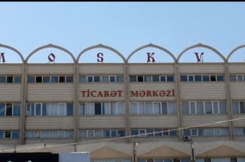““MOSKVA” UNİVERMAĞININ SAHİBLƏRİ 15 AİLƏNİ AC QOYUB” – Prezidentə şikayət + FOTOLAR