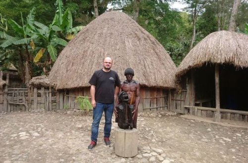 Adamyeyənlər arasında olmuş azərbaycanlı: Düyü alıb, bizi yemədilər - FOTO/VİDEO
