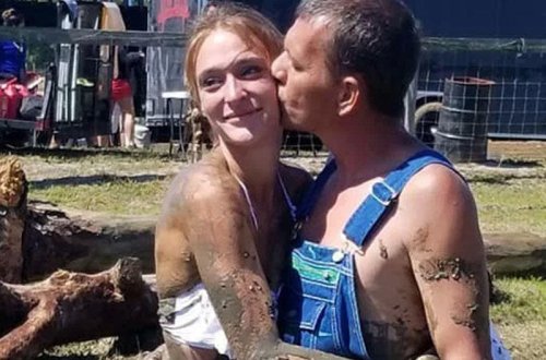 Dünya bu toydan danışır - Gəlin ağ alt paltarında, bəy isə kombinezonda - VİDEO - FOTO