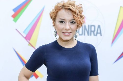 Tünzalə Ağayevanın Alt Paltarı Göründü – Transparan Geyimdə FOTOLAR