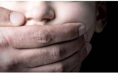 Bakıda şok hadisə - Bazarda 4 yaşlı qızı oğurladılar – TƏFƏRRÜATLAR