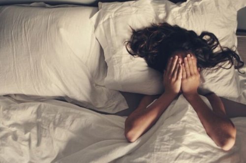 Ərinə XƏYANƏT edən qadının başına - Görün, NƏLƏR GƏLDİ... / Video