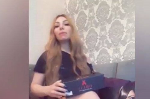 Azərbaycanlı qızın biabırçı görüntüsü:Elə oturdu ki...+VİDEO