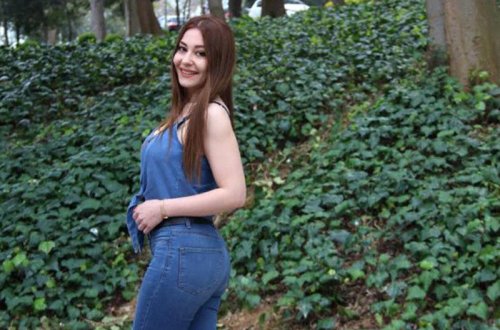 Zorlama səhnəsinə çəkilən aktrisa: 