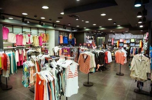 Армянская песня в известном бакинском магазине - ОБНОВЛЕНО + ВИДЕО