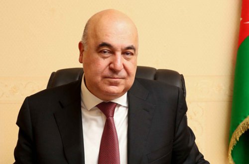 Чингиз Абдуллаев: Сколько можно так унижать людей, не считаясь с их мнениями?!