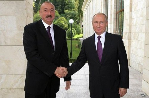 Putin və İlham Əliyev Pekində görüşdü