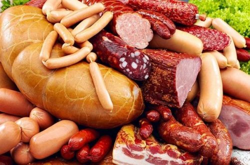 AZƏRBAYCANDA ƏHALİ TƏHLÜKƏDƏ: “OVQAT” Kolbasasında xərçəng,ölü ət,milçək,Çin benzonatı...