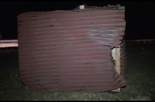 Sürücü “yük”ünü yolda unutdu, arxadan gələn maşın ona çırpıldı - VİDEO