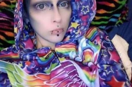 İNANILMAZ! Nə kişidir, nə də qadın? – Özünü 