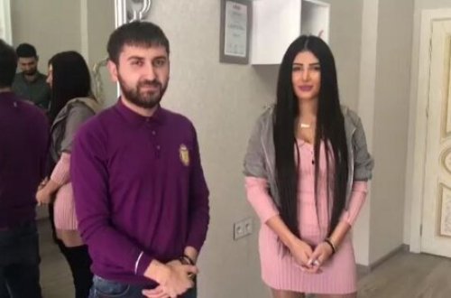 Rəsul biabırçı videosu yayılan xanıma canlı yayımda eşq elan etdi - VİDEO