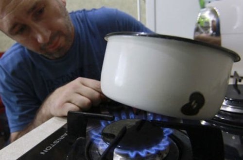 Пожар в Баку: положил носки сушиться на кастрюлю и уснул