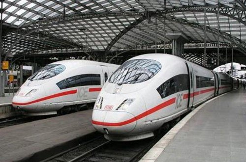 İtaliyada qatar reysi təxirə salındı - Sərxoş maşinistlərə görə