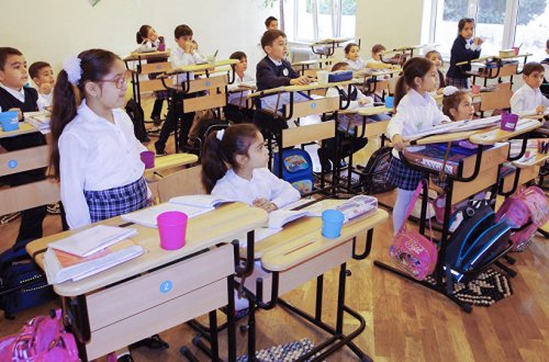 Birinci sinfə qəbulla bağlı gözlənilməz problem meydana çıxıb