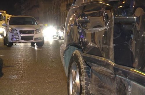 Авария в Баку: водители устроили драку - ВИДЕО