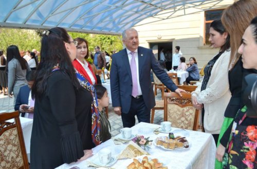 Zərifə Əliyeva adına liseydə 13 yaşlı Ləmana dəstək məqsədilə tədbir keçirilib- FOTOLAR