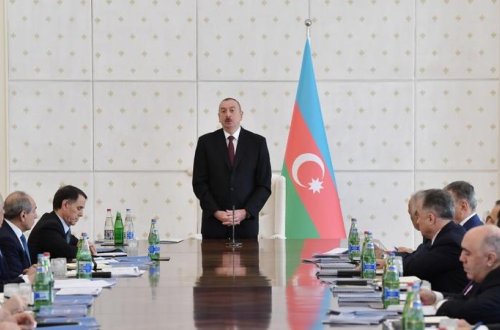 İlham Əliyev: Kəndlərin yeni inkişaf konsepsiyası hazırlanmalıdır