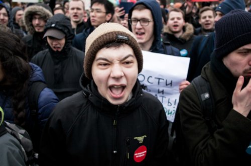 Azərbaycanda şagirdlər 