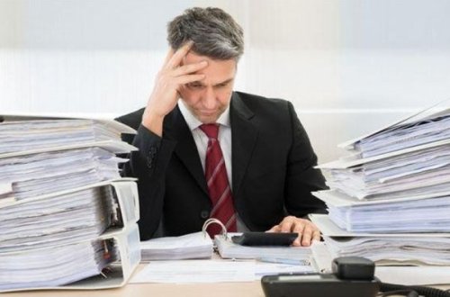 Bakıda ən yüksək və ən aşağı əmək haqqı bu sahələrdədir (SİYAHI)