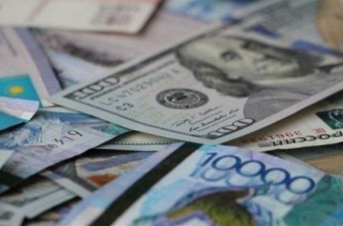 Казахстанская биржа опубликовала новый курс нацвалюты к доллару