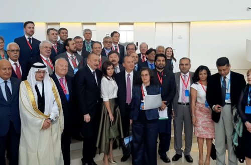 Bakıda V Ümumdünya Mədəniyyətlərarası Dialoq Forumu işə başlayıb, Prezident İlham Əliyev Forumun açılışında iştirak edir