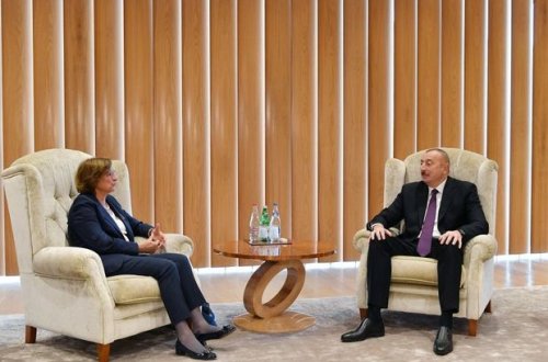 Prezident qəbullar keçirdi - YENİLƏNİB + FOTO