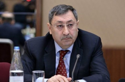 Prezident Xələf Xələfovu əvvəlki vəzifəsinə qaytardı