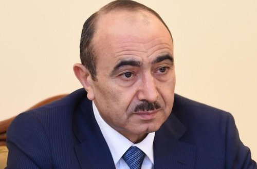 Əli Həsənov: Təklif edirəm ki, Azərbaycanın dövlət və İctimai Televiziyası Türk Şurasına üzv dövlətlərdə yayımlansın