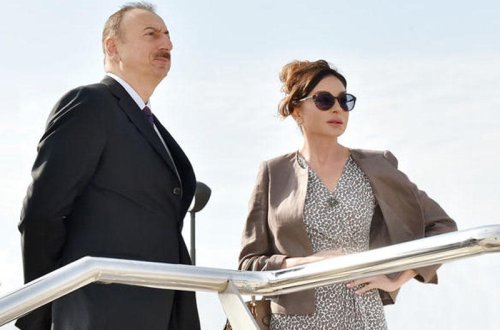 Prezident İlham Əliyev və birinci xanım Mehriban Əliyeva Qobustan-Poladlı avtomobil yolunun açılışında iştirak ediblər - YENİLƏNİB