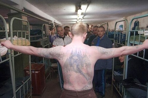 Azərbaycan həbsxanalarında pedofillərə, cinsi azlıqlara münasibət necədir? - Açıqlama